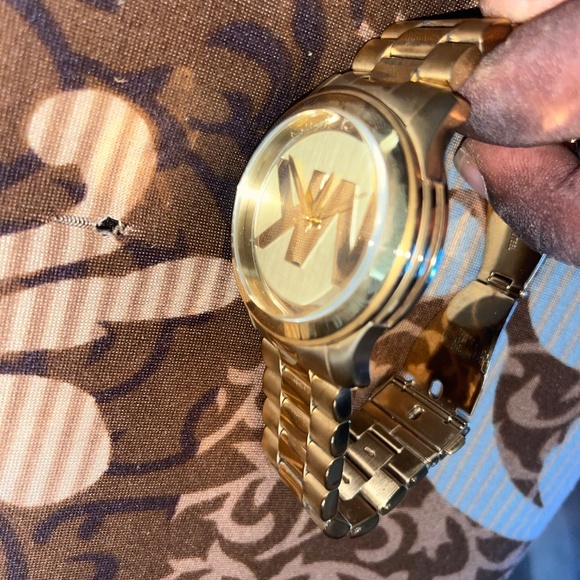 Micheal kors watch - Picture 3 of 3